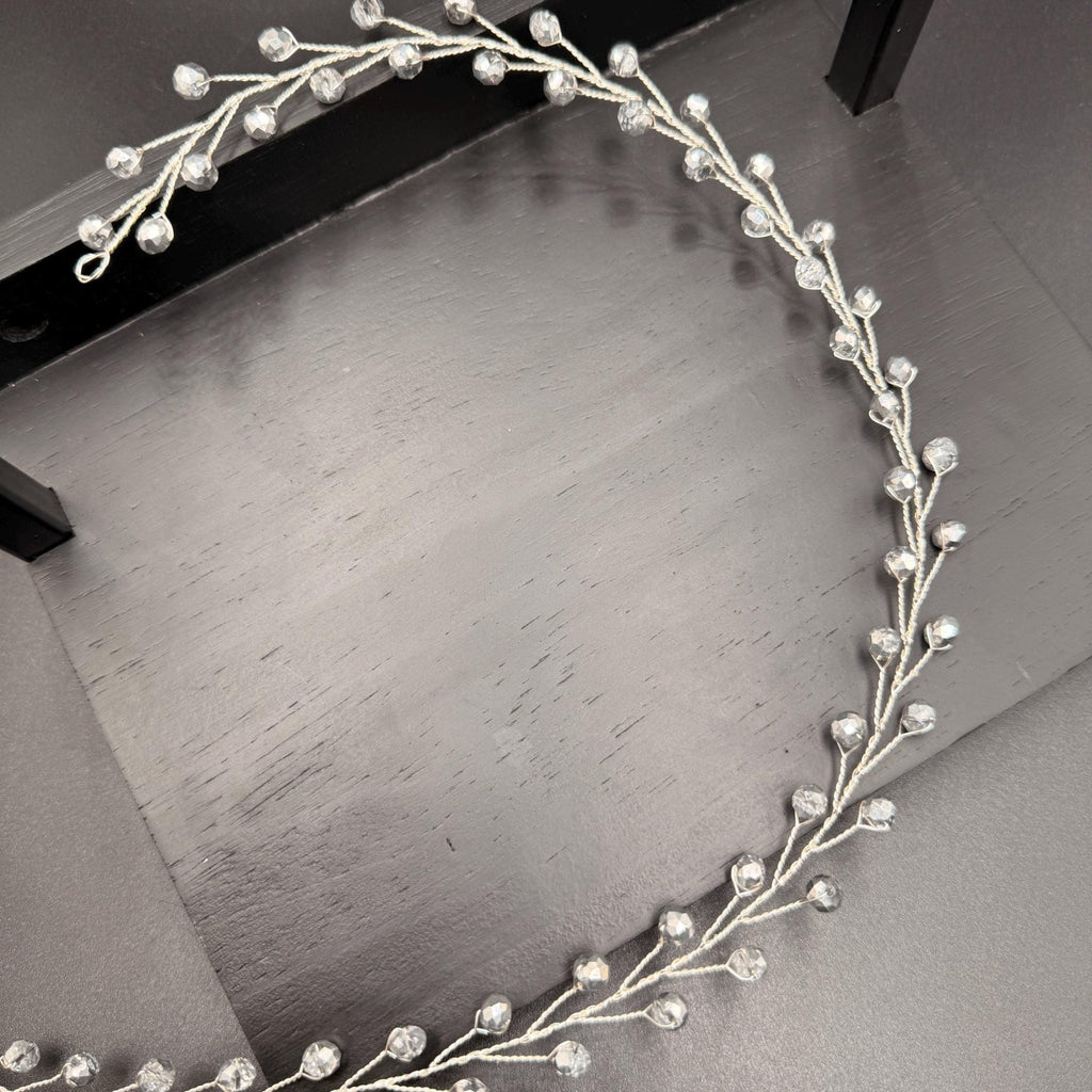 Bicolor Kristall Haarranke in Silber für Bräute - AVYRAA BRIDAL