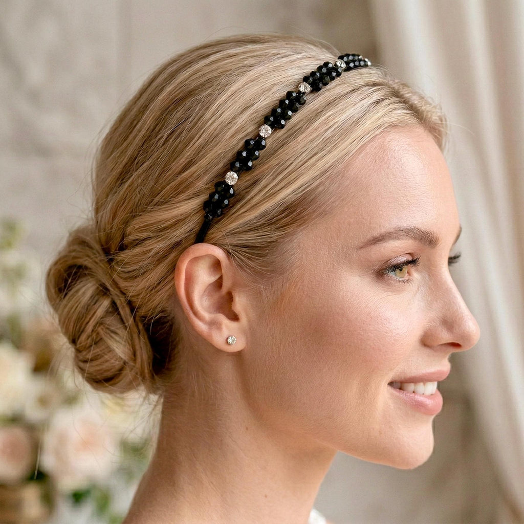Black Crystal Tiara – Elegantes schwarzes Kristall Haarband mit silbernen Akzenten, Handgefertigte Krone - AVYRAA BRIDAL