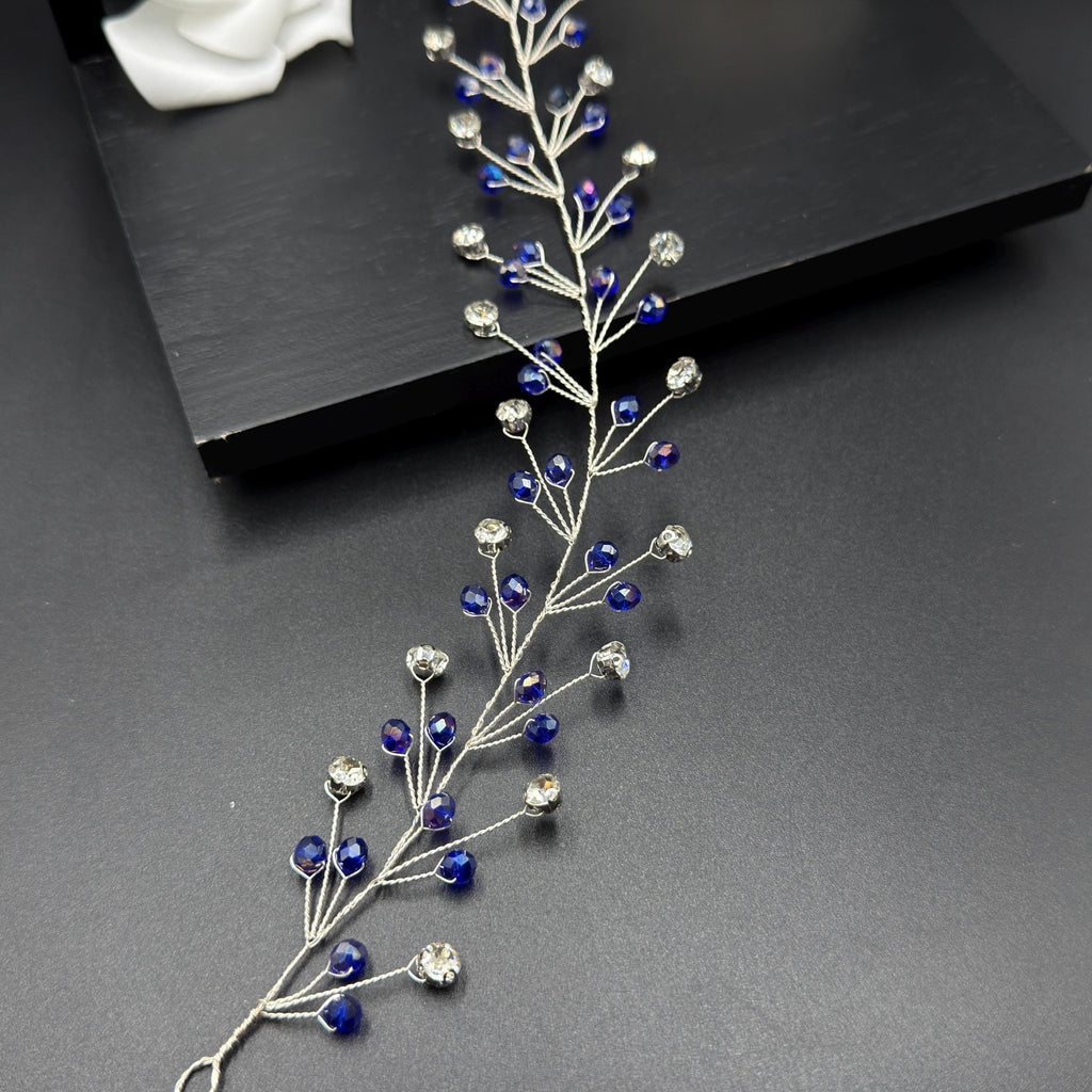 Blauer Kristall Braut Haarschmuck, Handgemachter flexibler Haarkranz mit Silberdraht, Blue Crystal Bridal Hair Vine, Wedding Hair Accessory - AVYRAA BRIDAL