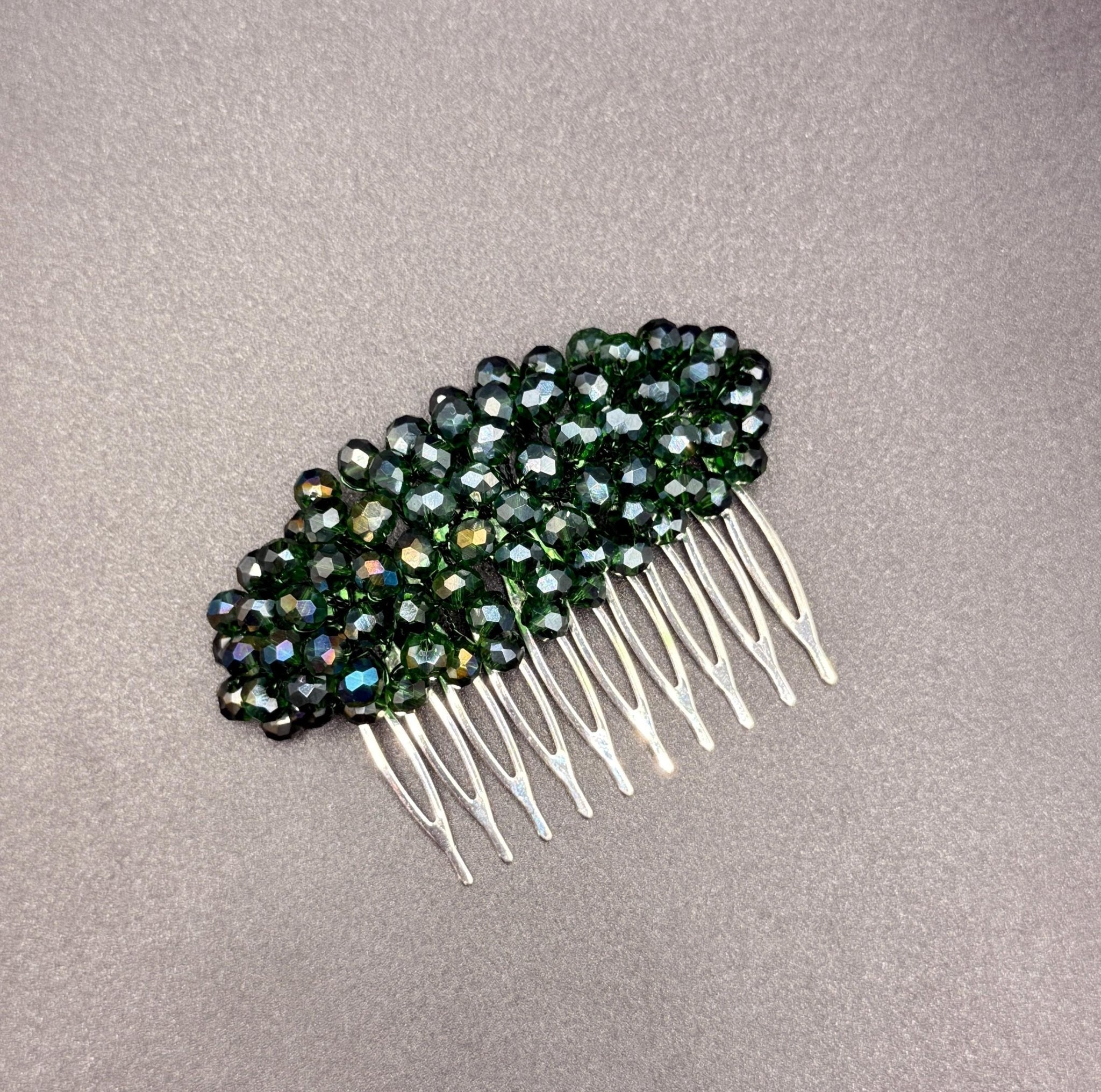 Braut Haarkamm Smaragdgrün Kristall Strass Draht Haarschmuck - AVYRAA BRIDAL
