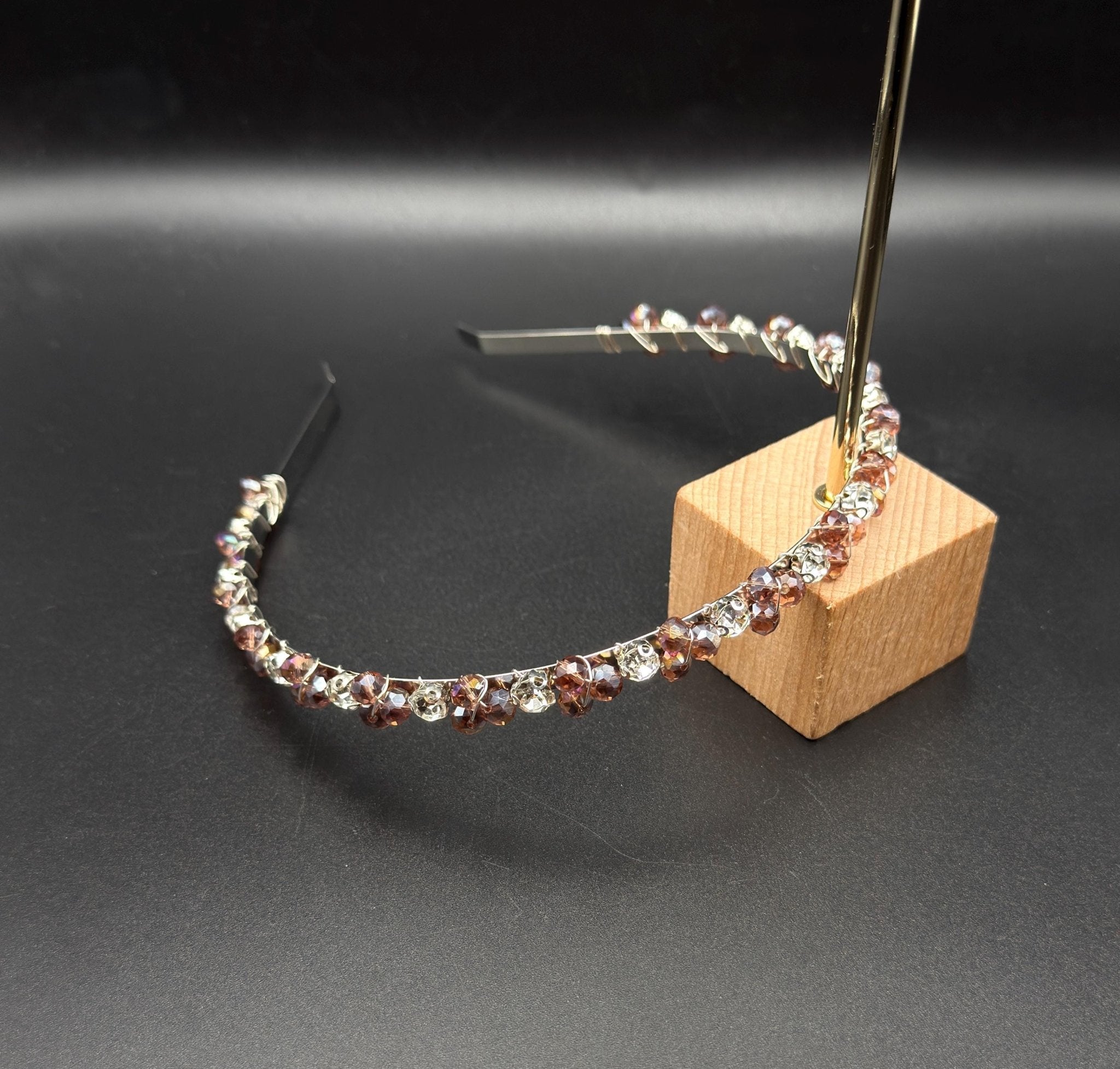 Braut Haarreif Champagnerbraun, Kristall Tiara Strassdraht Metal Haarschmuck - AVYRAA BRIDAL