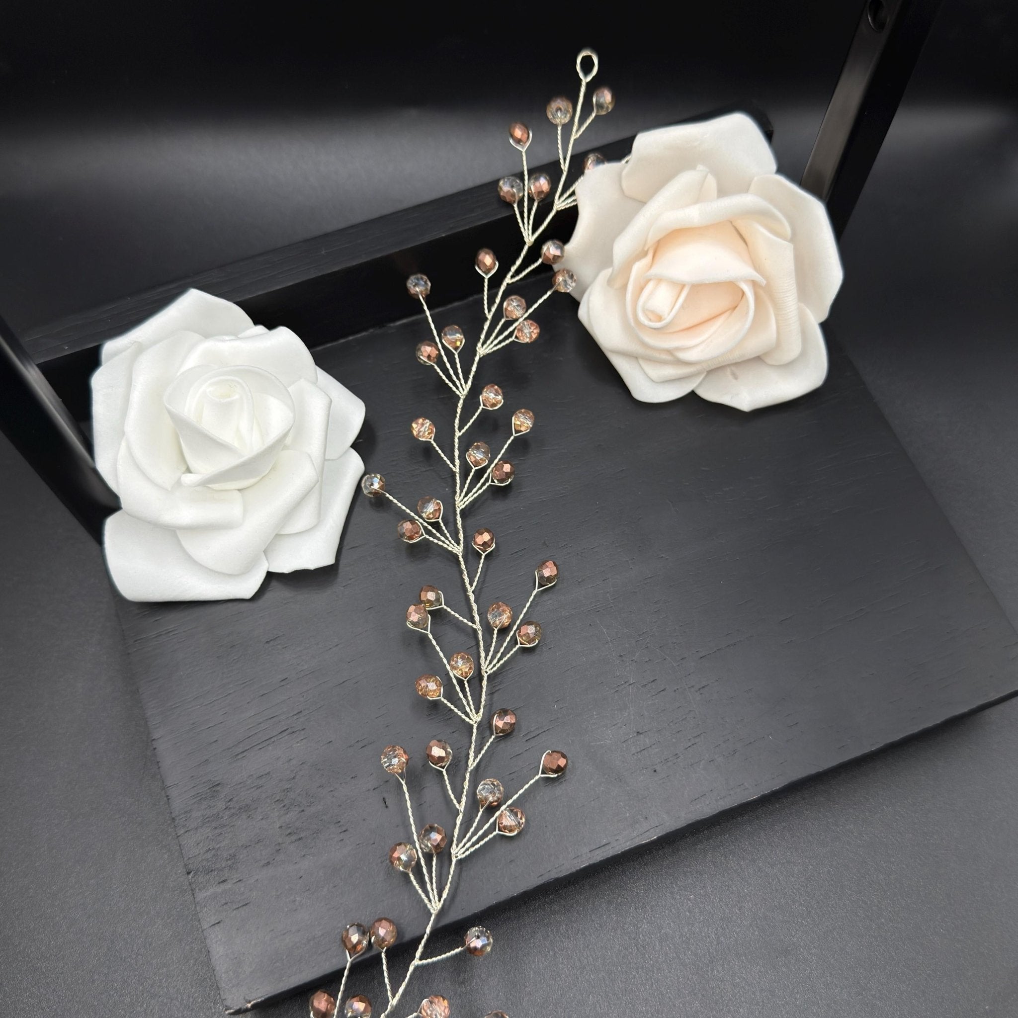 Champagner Kristall Braut Haarschmuck, Handgemachte flexible Haarranke mit Silberdraht, Champagne Crystal Bridal Hair Vine - AVYRAA BRIDAL