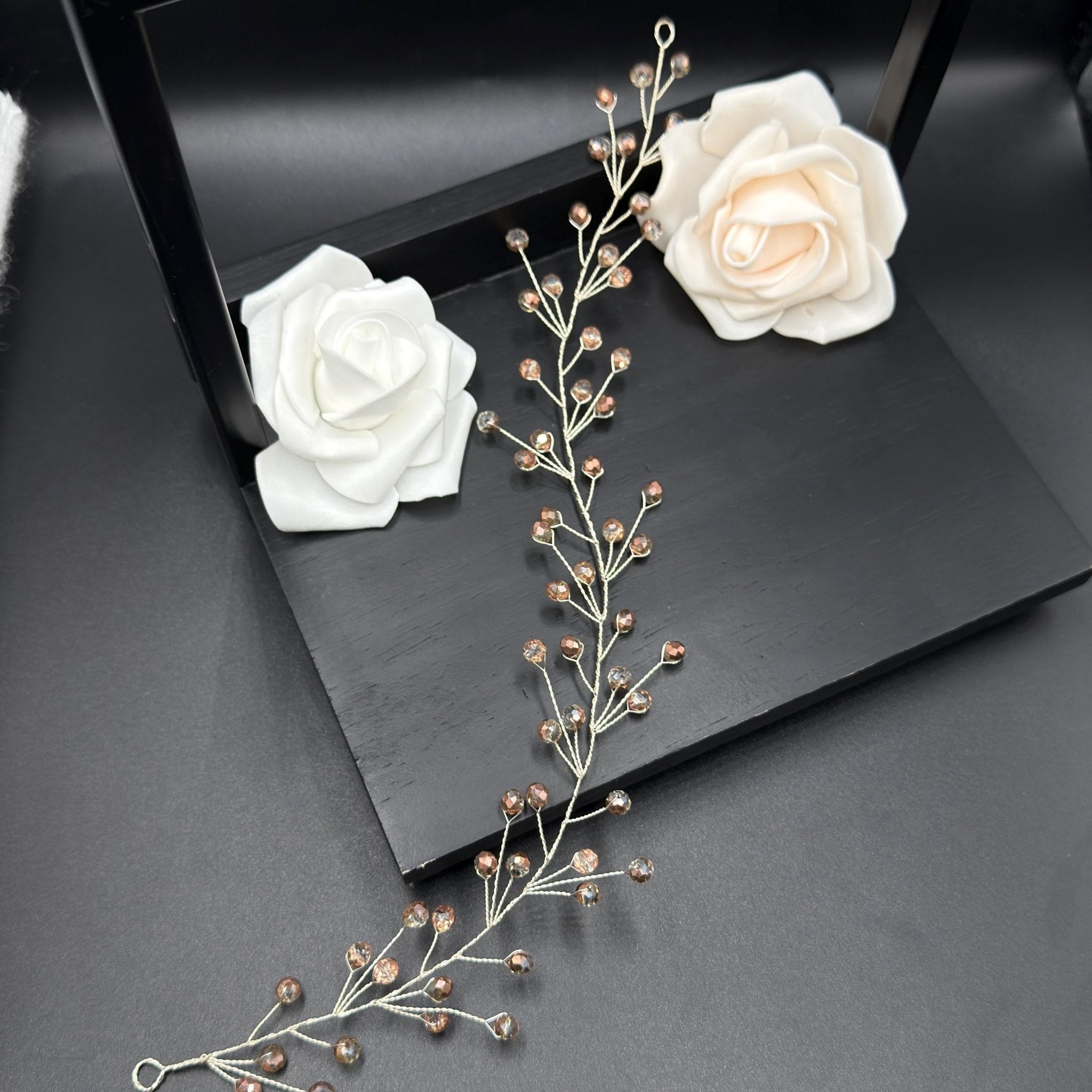 Champagner Kristall Braut Haarschmuck, Handgemachte flexible Haarranke mit Silberdraht, Champagne Crystal Bridal Hair Vine - AVYRAA BRIDAL