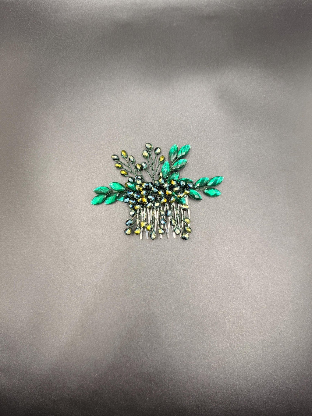 Elegant Bridal Hair Comb with Crystals, Handcrafted Wedding Hair Jewelry, Timeless Hair Accessory for Brides - AVYRAA BRIDAL