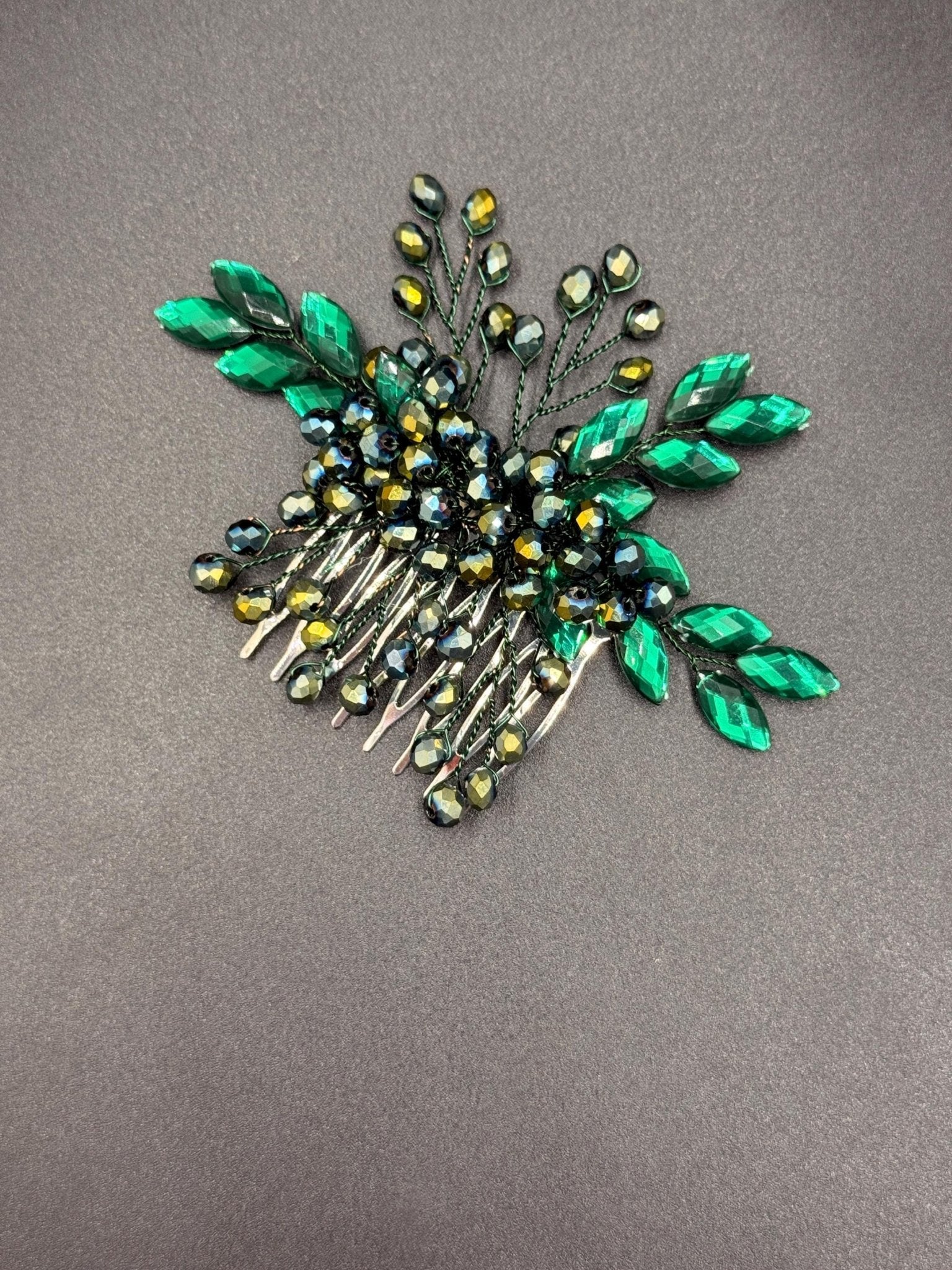 Elegant Bridal Hair Comb with Crystals, Handcrafted Wedding Hair Jewelry, Timeless Hair Accessory for Brides - AVYRAA BRIDAL