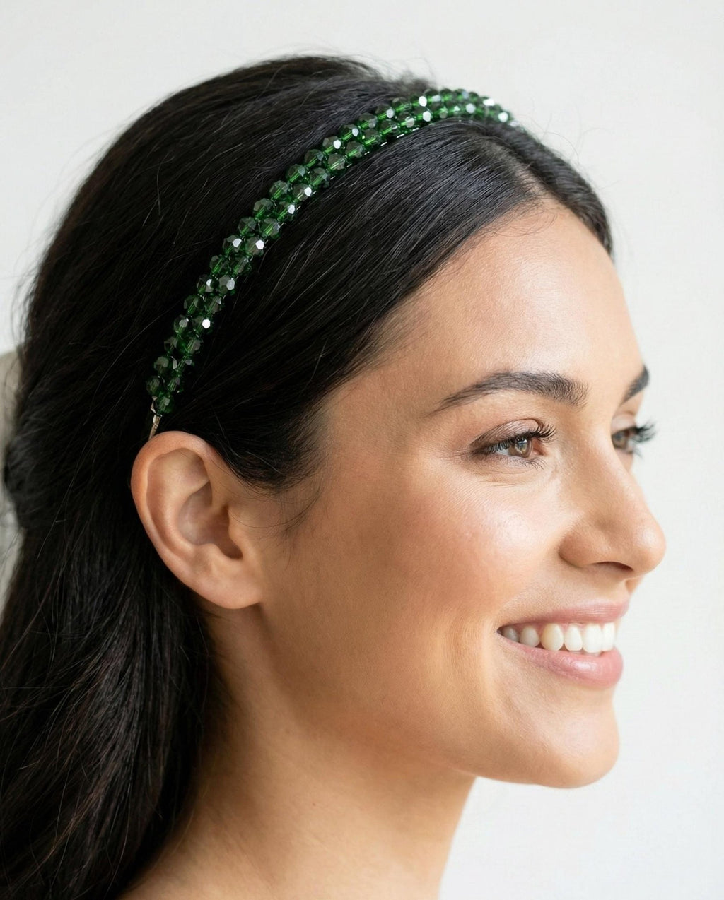 Eleganter Haarreif mit dunkelblauen Kristallen – Stilvoller Haarschmuck für besondere Anlässe - AVYRAA BRIDAL