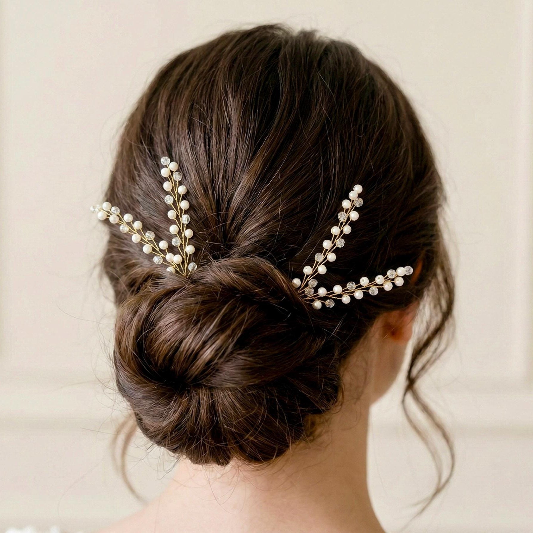 Goldene Perlen Haarnadeln für Brautfrisuren - AVYRAA BRIDAL