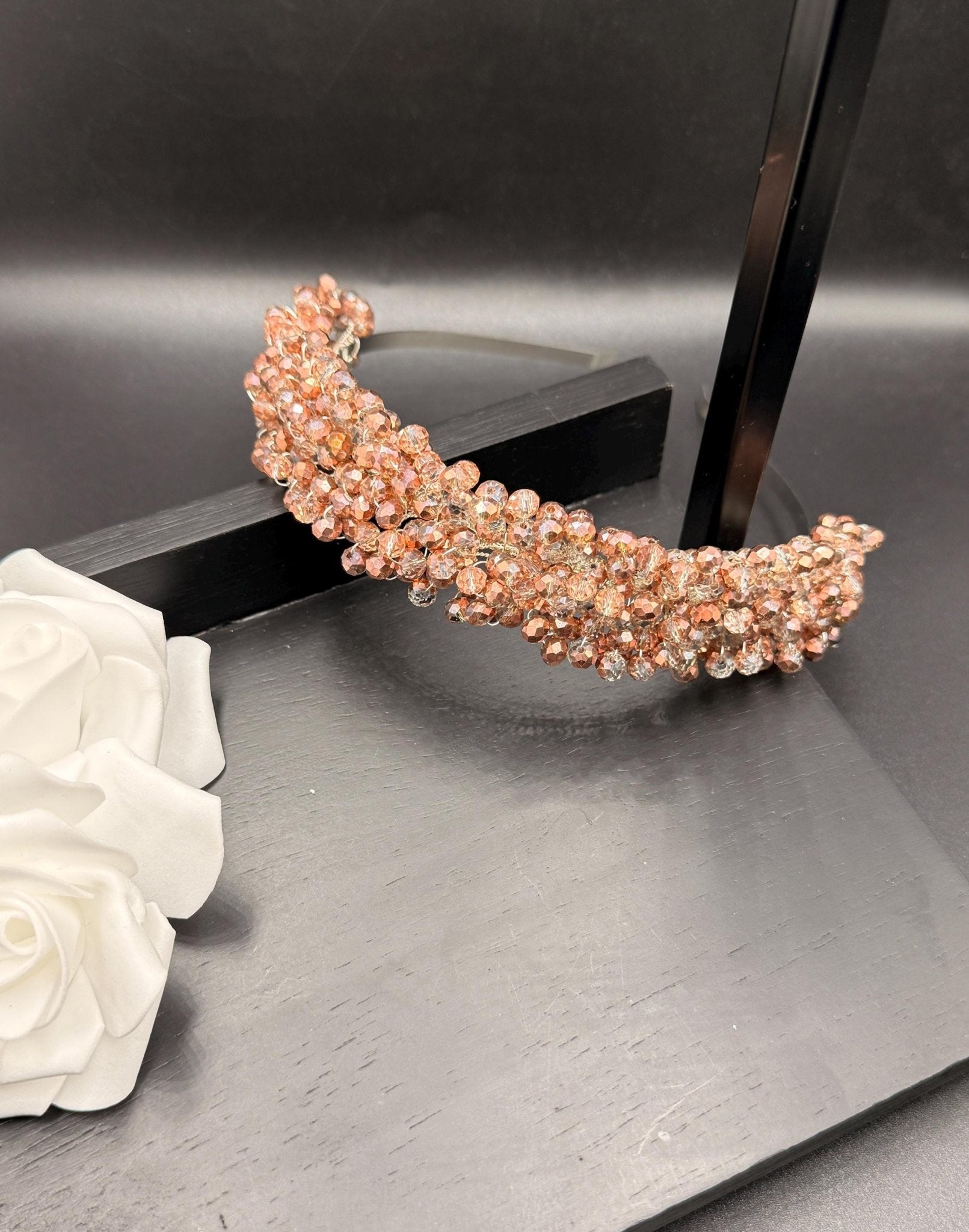 Handgefertigte Braut Tiara mit Champagner Kristallen – Eleganter Hochzeit Haarreif - AVYRAA BRIDAL