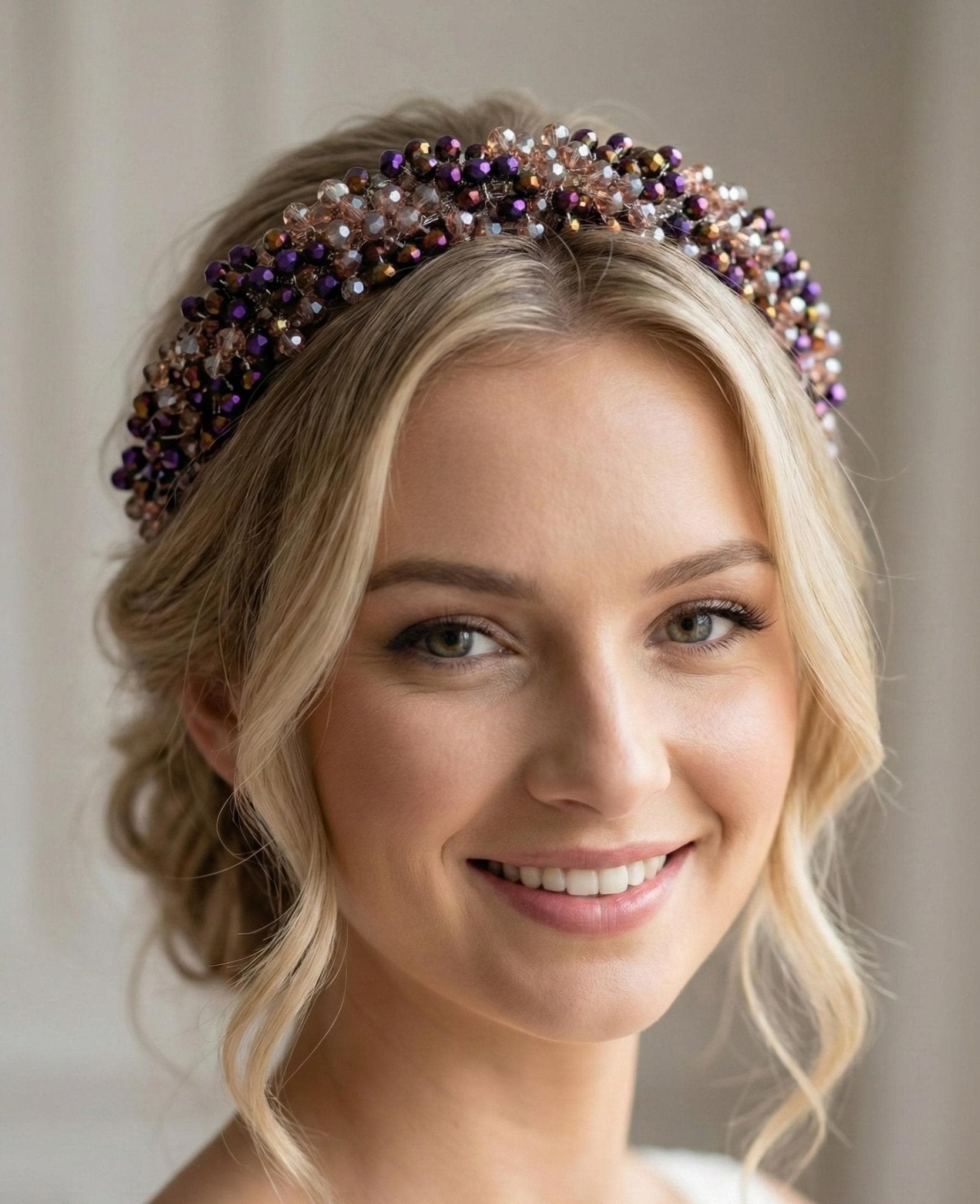 Handgefertigte Braut Tiara mit Violetten Kristallen – Eleganter Hochzeit Haarreif - AVYRAA BRIDAL