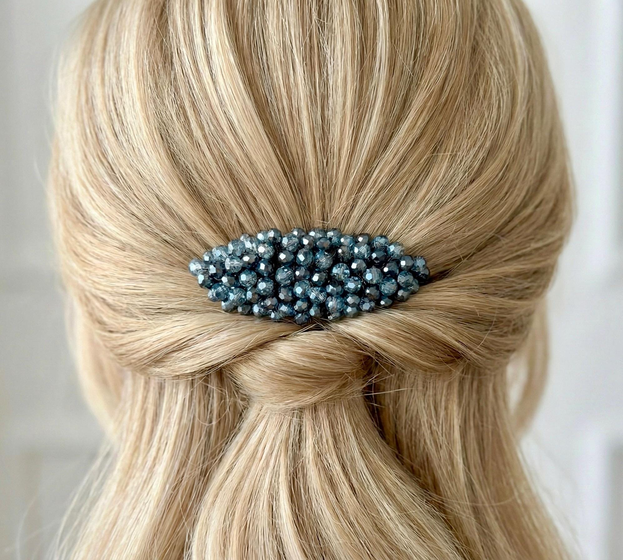 Handgefertigtes blaues Kristall - Kronen - Haarband, eleganter Braut - Haarreif mit Steinakzenten, Hochzeit, Abend, festliche Event - AVYRAA BRIDAL