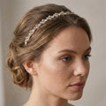 Handgefertigtes Kristall - Haarband in Hellgold, Feine Kronen - Tiara mit zart goldenen Kristallen, Eleganter Metall - Haarreif - AVYRAA BRIDAL