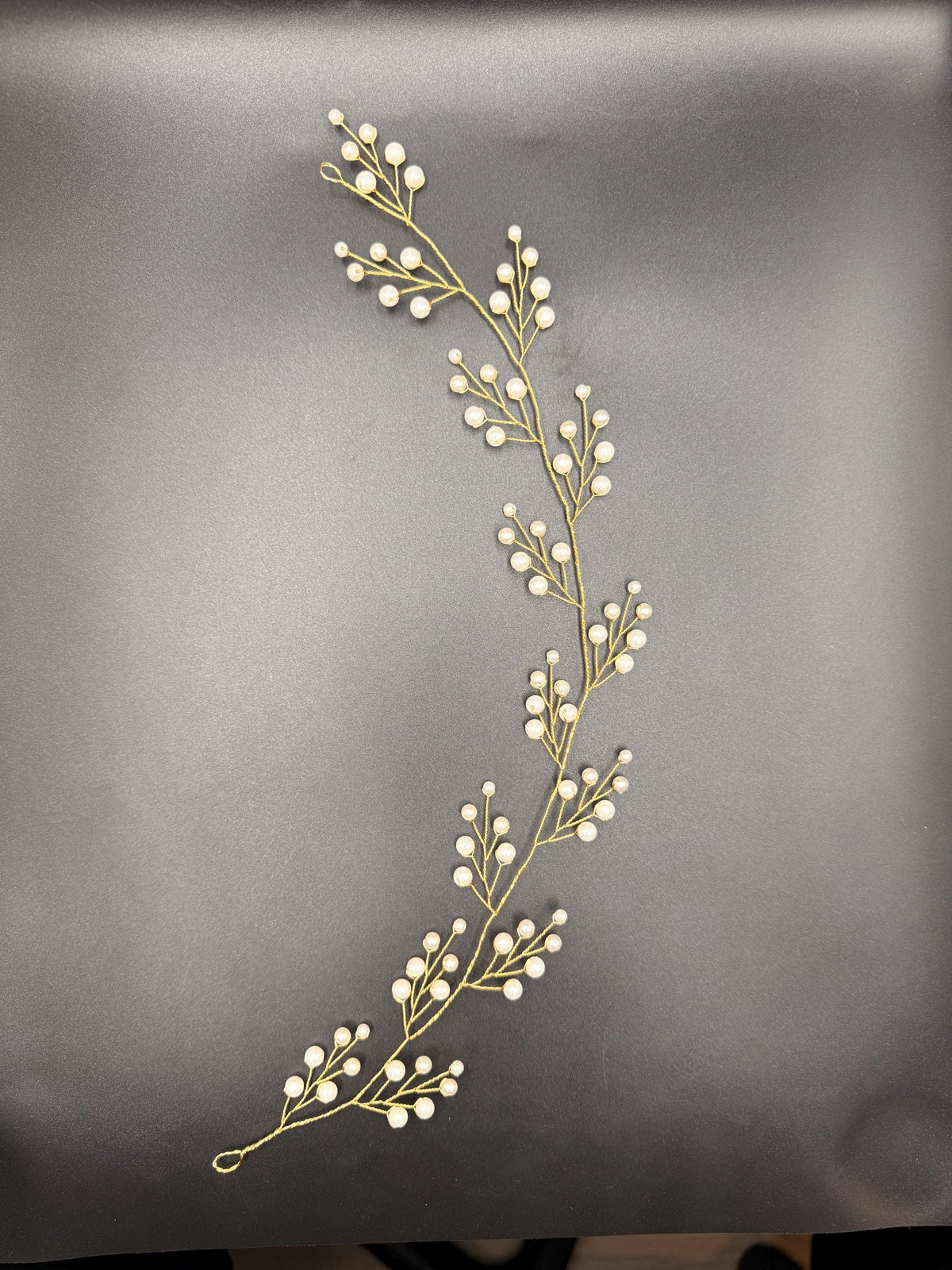 Llong flexible hair vine in gold or silver with delicate pearls for weddings