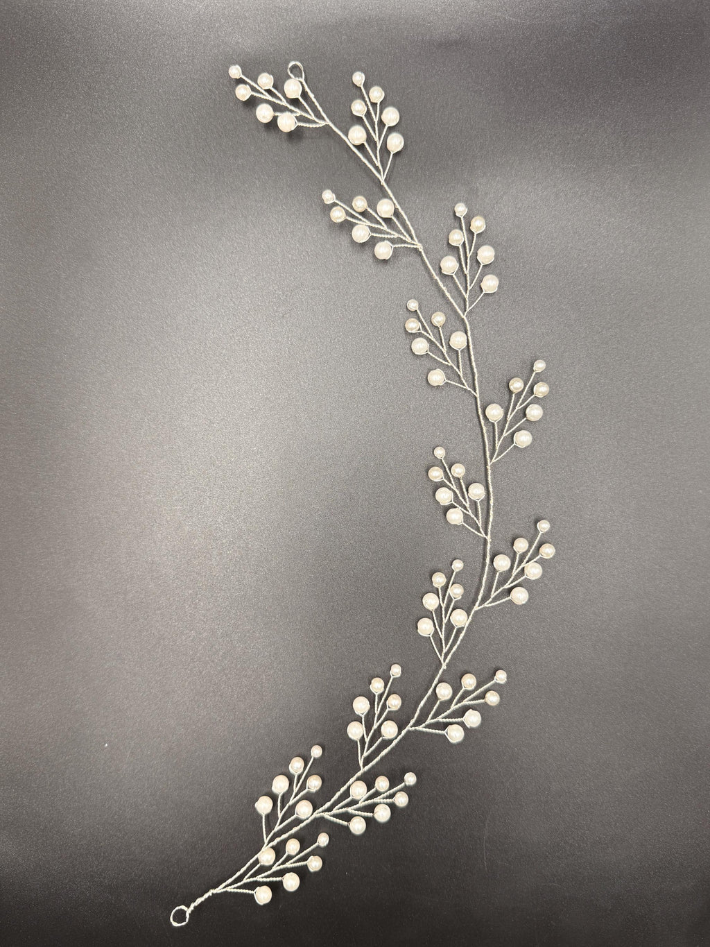 Llong flexible hair vine in gold or silver with delicate pearls for weddings