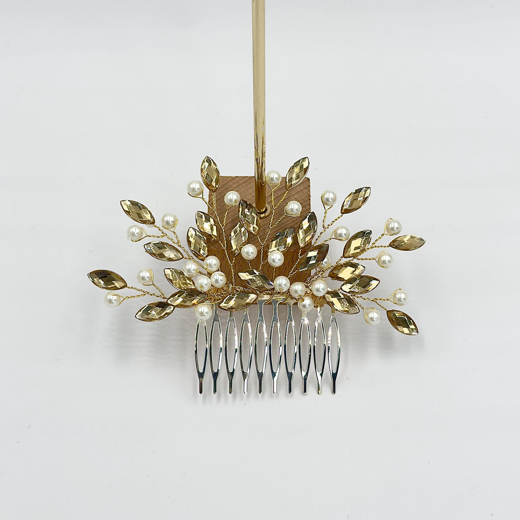 Eleganter Braut Haarkamm mit funkelnden Ziersteinen