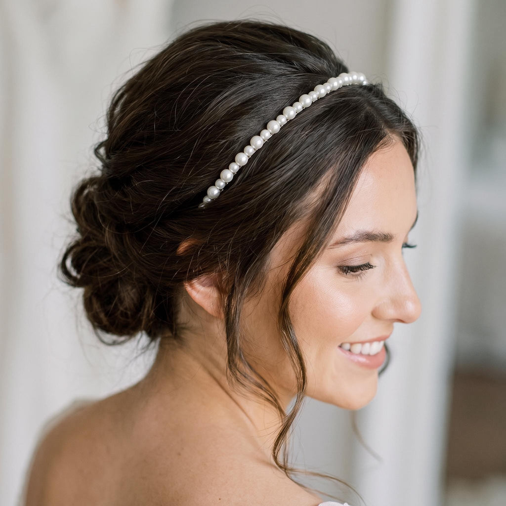 Minimalistischer Braut-Haarreif mit Perlen | Handgemachter Hochzeitshaarschmuck in Elfenbein