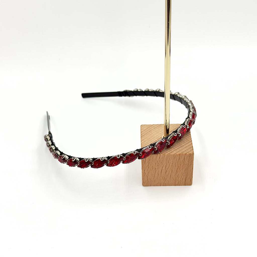 Schwarzer Braut-Haarreif mit roten Ziersteinen