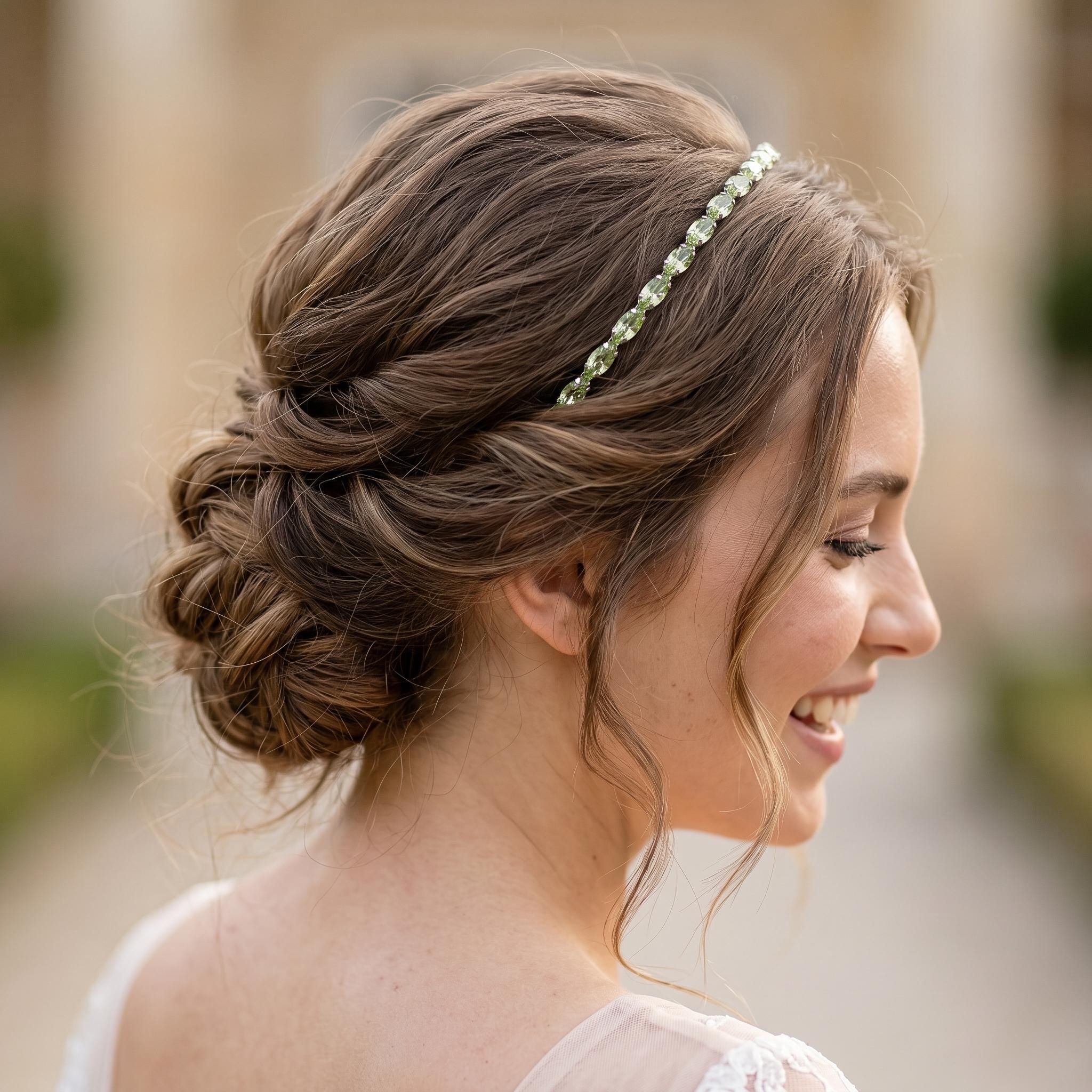 Hellgrüner Kristall-Braut-Haarreif | Schmaler Haarschmuck in Silber