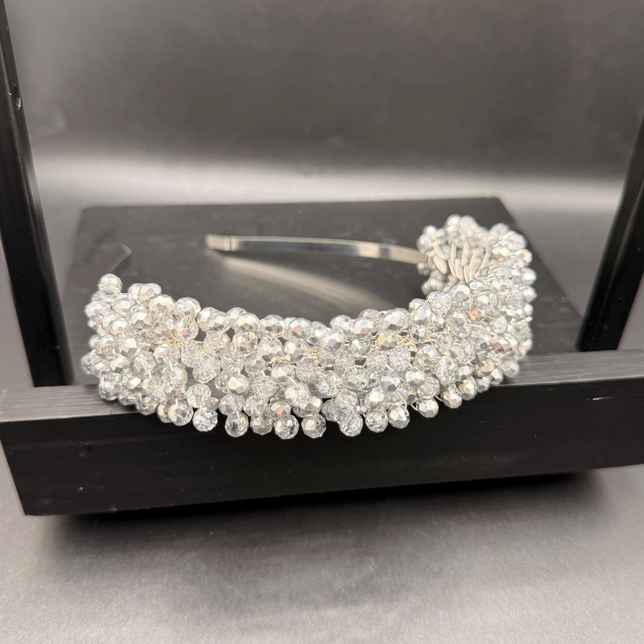 Klare Kristall Braut Tiara in Silberoptik - AVYRAA BRIDAL