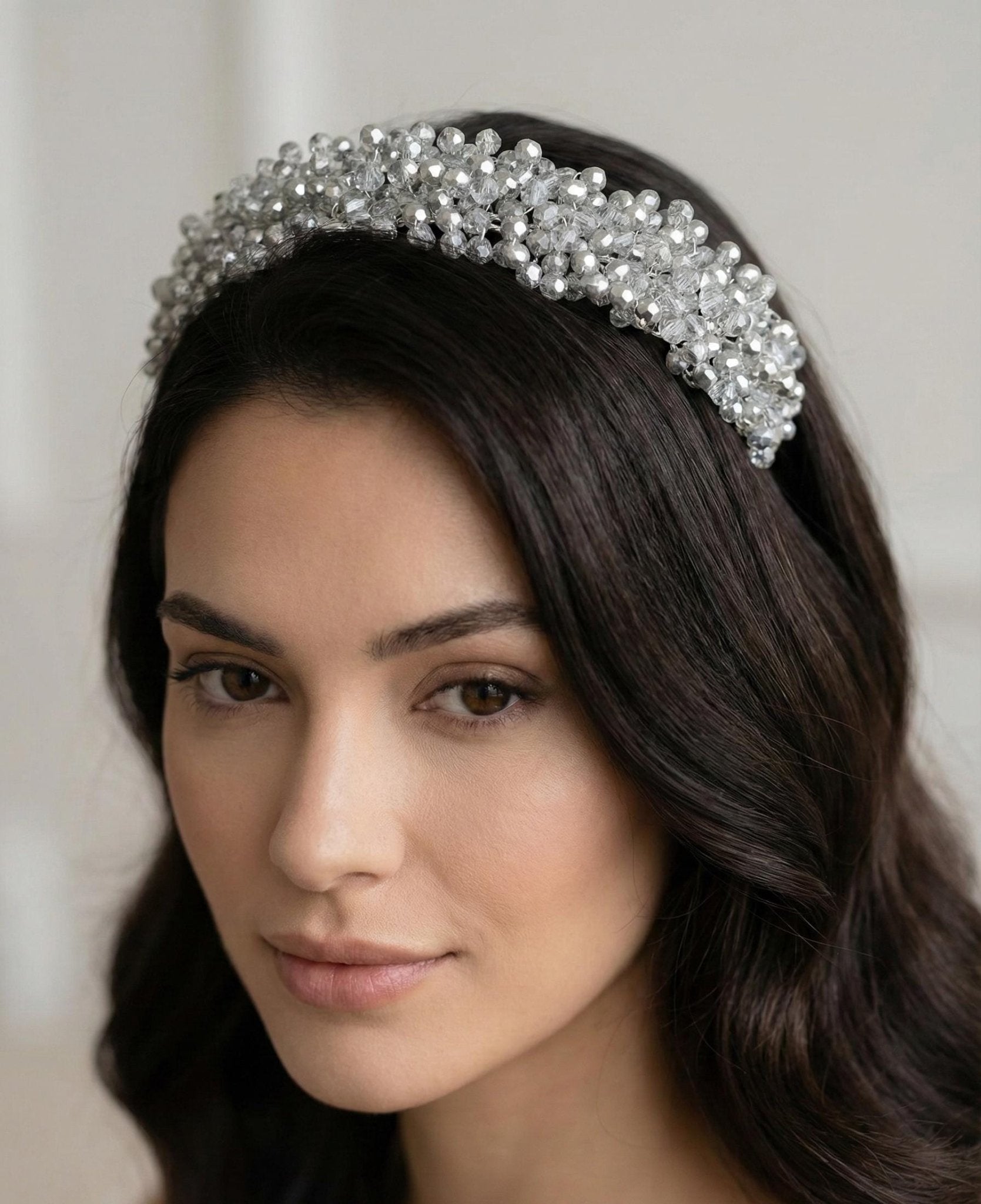 Klare Kristall Braut Tiara in Silberoptik - AVYRAA BRIDAL