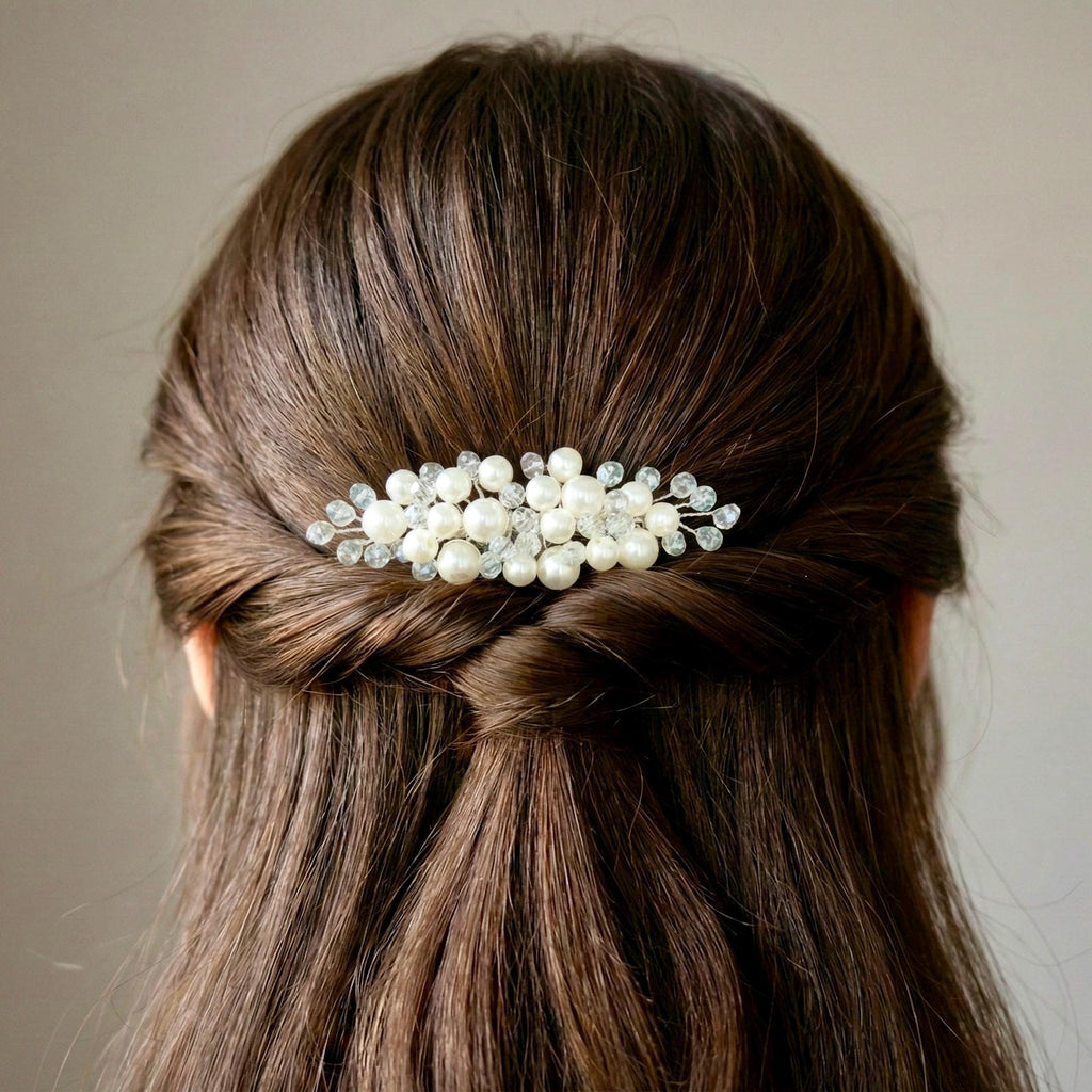 Perlen Braut Haarkamm in Gold oder Silber - AVYRAA BRIDAL
