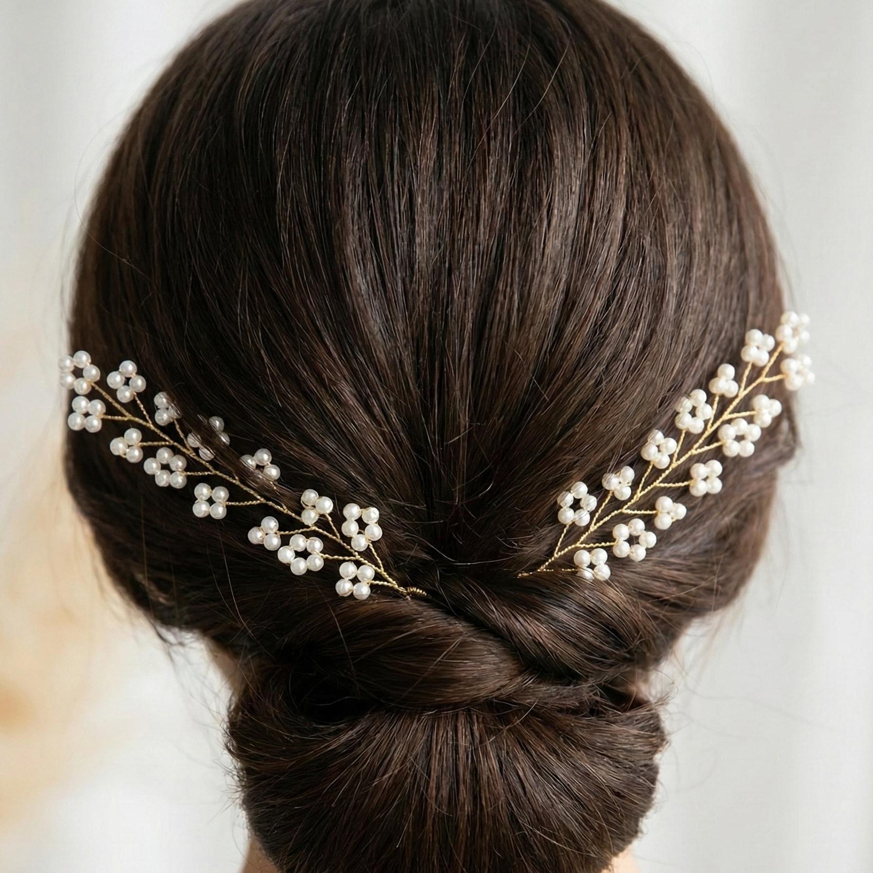 Perlen Haarnadeln in Gold oder Silber für Bräute - AVYRAA BRIDAL