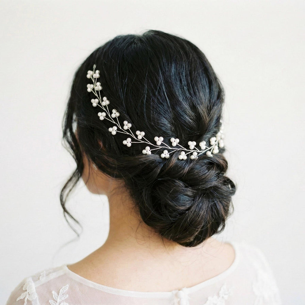 Perlenzweig Haarranke in Gold oder Silber für Bräute - AVYRAA BRIDAL