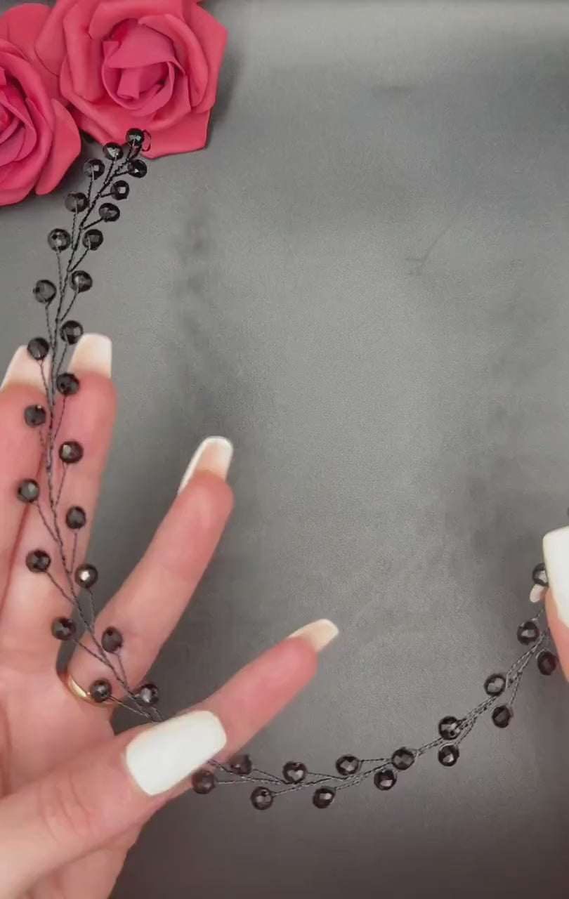 Schwarze Glasperlen Haarranke mit flexiblem Draht