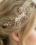 Romantischer Braut Haarkamm mit Kristallperlen – Handgemachter Haarschmuck - AVYRAA BRIDAL
