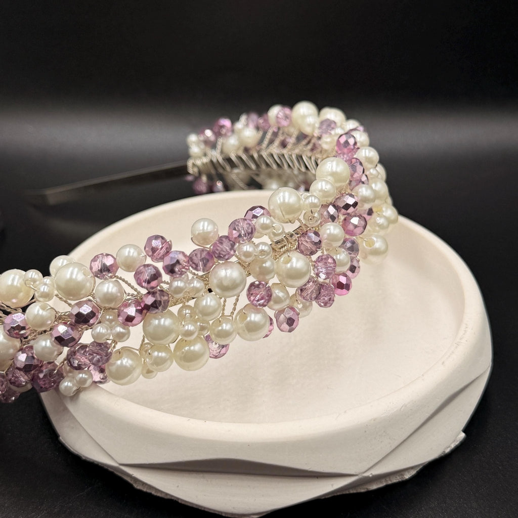 Rosa Perlen Haarreif mit Kristallen für Bräute - AVYRAA BRIDAL
