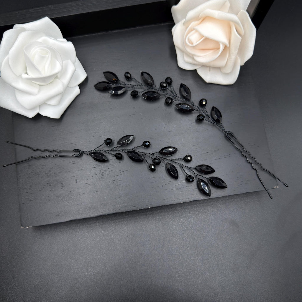 Schwarze Kristall Haarzweige – Handgefertigte flexible Haarnadeln mit Tropfensteinen – Elegantes Haaraccessoire für Hochzeit & Abendfrisur - AVYRAA BRIDAL
