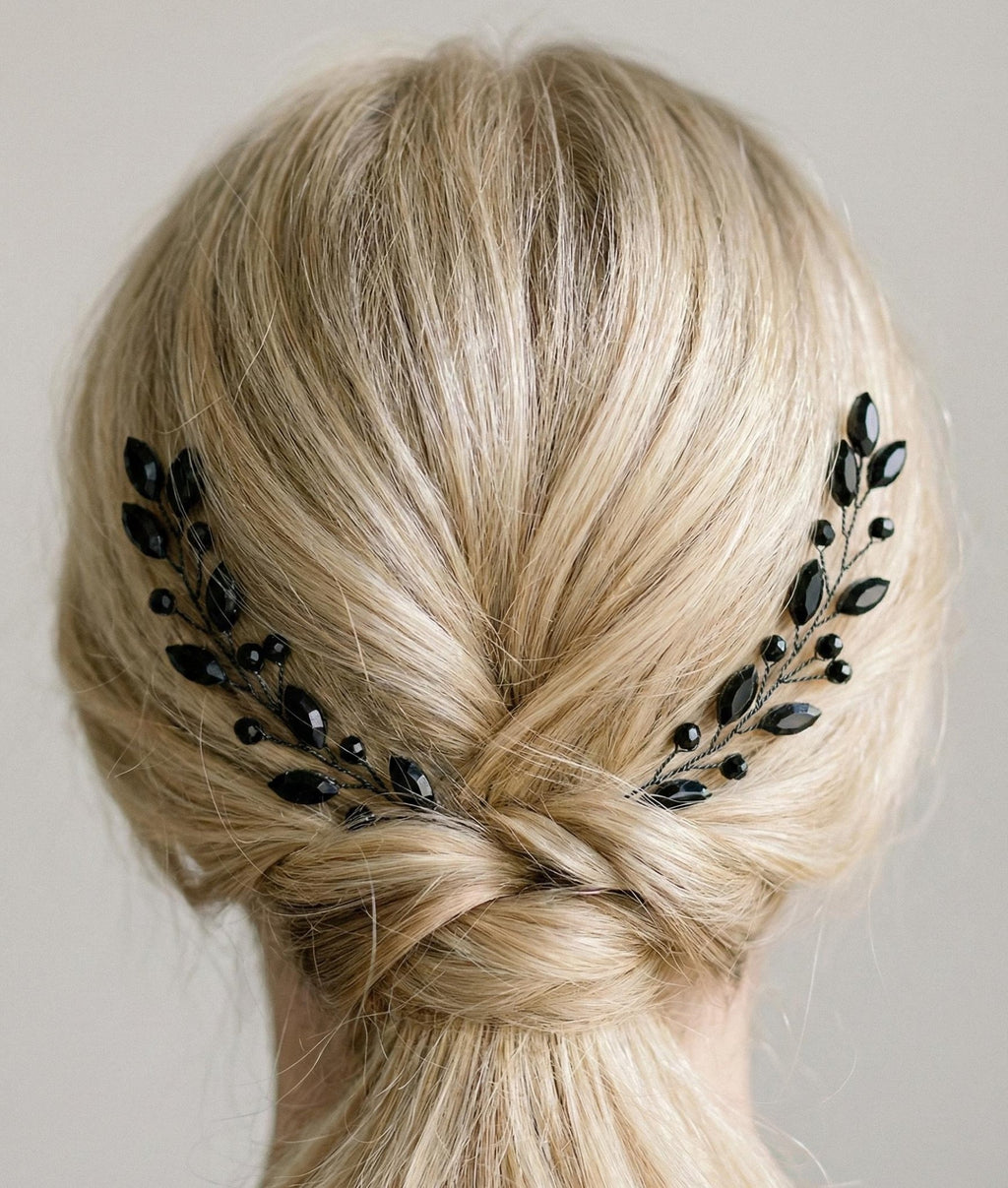 Schwarze Kristall Haarzweige – Handgefertigte flexible Haarnadeln mit Tropfensteinen – Elegantes Haaraccessoire für Hochzeit & Abendfrisur - AVYRAA BRIDAL
